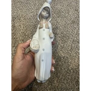 Vintage Retired LLADRO Figure Shepherd Girl Long Robe Basket Pony Tails #4678